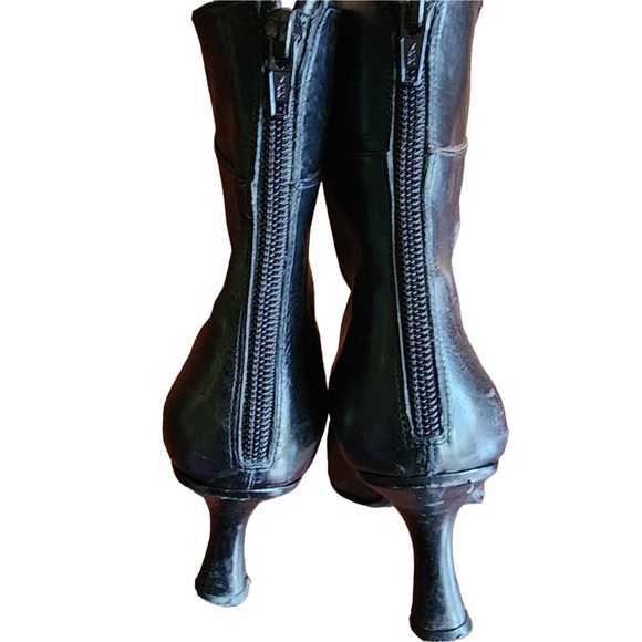 Stuart Weitzman ankle leather kitten pointed heel black Booties Size 6 - Picture 2 of 7